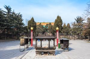 First-Class Temple in Qingdao, Enjoying Mountain and Sea Scenery and Subway Access