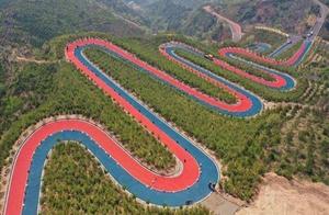 Taiyuan's Viral Tourist Attraction: 'Rainbow Road on the Cloud,' Shanxi's First Bicycle Race Track