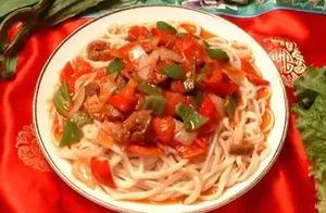 Oily Meat Noodles, Stir-Fried Rice Noodles, and Chili Pepper Chicken Recipe