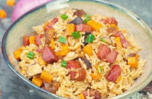 For Office Workers: Steam and Stew a Nutritious Work Meal Before Bed
