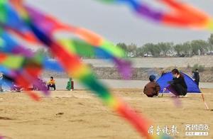 Away from the City Center, Yellow River Bank in Jinan Becomes a Popular Tourist Destination