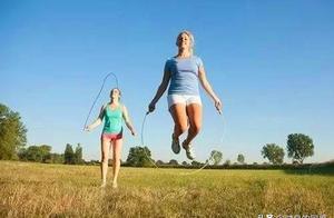 Jump ropes are effective fat-burning tools, but many people don't use them properly, and there are many nuances to consider.