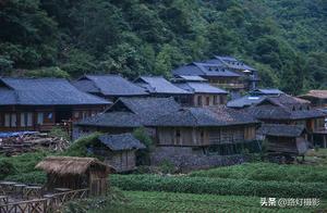 6 Romantic Travel Destinations for Couples: Rice Fields, Frog Calls, and Cloud Sea Scenery