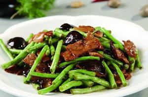 Shrimp, Egg, and Green Vegetables Dishes