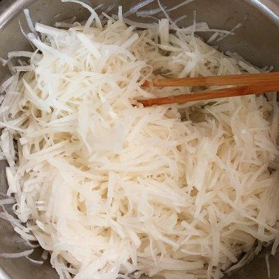 手残党必学菜谱之猪肉白萝卜包子