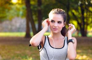 New Research Reveals: Listening to Music While Running Can Make You Faster and Reduce Fatigue