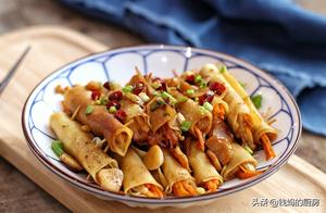 Staying Home and Sharing Delicious Home-Cooked Dishes; Friends Say It's a Good Recipe, Try It Tomorrow
