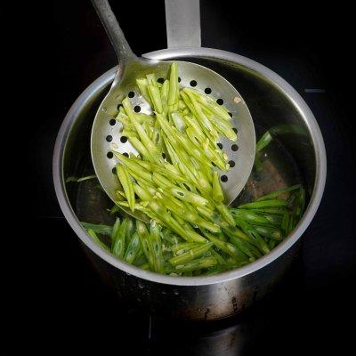 想健康又想美味，吃#冬日美食 豆豉酱四季豆就对啦