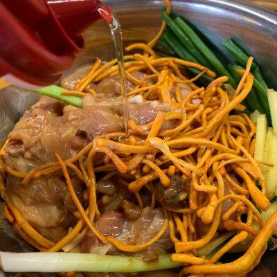 史上最好吃的鲜嫩多汁的蒸鸡(电饭锅版)做法