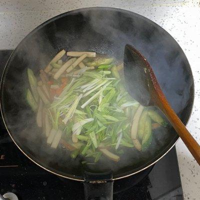 黄瓜炒豆干（下饭菜）