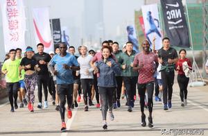 Why Chen Yihan Can Still Have Young Legs Despite Running Every Day?