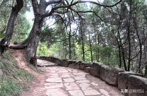 Guangyuan Jiange, Liangshan Township: Filming the Cuiyun Lang Barrier Wall, Visiting Ancient ‘Highways’