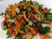 Orange Peels Are a Treasure: Stir-fried with Garlic, Chili Peppers, and Bacon - Delicious and Addictive