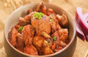 Food Recommendations: Braised Chicken with Onion, Spicy Duck Intestines, Mixed Vegetable Wood Ear Mushroom Recipe