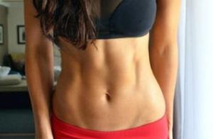 Women's Home Exercise: To Have a Good Figure, You Must Reduce Abdominal Fat. Six Exercises, Three Suggestions.