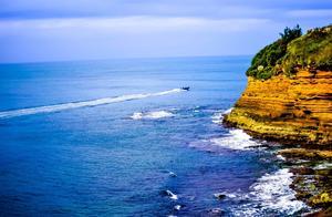 Suspended Cliffs of Zhaozhou Island