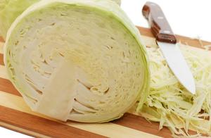 Stir-Fried Cabbage Slaw - The Taste is Just Like a Restaurant, Eaten Clean Off the Table