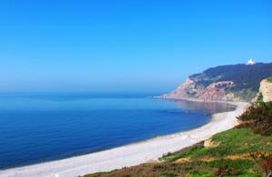 China's 4 Retirement Paradise Destinations: Which One Would You Choose?