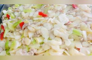 A Huaiyang Chef Makes 20 Pounds of Water Chestnuts - Refreshing, Subtle, Tender and Crisp, with Balanced Saltiness