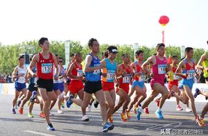 What are the differences between a 5km road run and a 5km trail run?