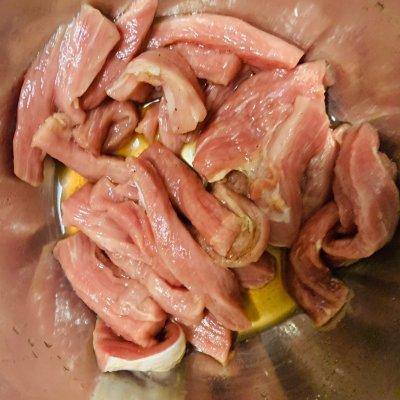 别不信，这道菜光听名字就口水涟涟