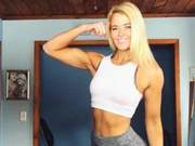 A Fitness Enthusiast Shares a Glute & Leg Workout – How Many Can You Do?