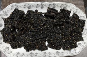 Teaching You a New Black Sesame Recipe: No Oil or Water, Eat One Piece Daily for Health and Longevity