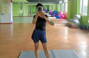 56-Year-Old Fitness Enthusiast Auntie Loves the Sour and Refreshing Feeling of an Unending Life