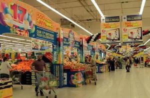 Chinese Tourists Shopping in Dubai, Hagen Das on Display, Prices Make You Want to Cry!