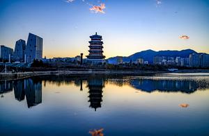 Beijing: Menchuang Lake – Azure Waters, Blue Skies, and Stunning Scenery