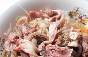 Delicious Recipe Recommendations: Lamb Noodle Soup, Pineapple Pork Rice, and Beijing Chicken Rolls