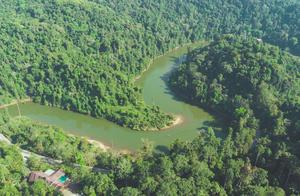 Two Famous Stories About Celebrities in Xishuangbanna's Well-Known Attractions, One of Which Was Established to Commemorate a Foreign Prince