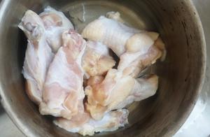 Resisting the Epidemic and Enhancing Physical Fitness: Homemade Quail Eggs Braised Chicken Legs