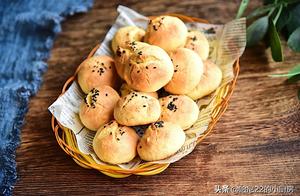 Lazy Bread, No Fermentation, No Skills Needed, One Bite at a Time, Addictive to Eat Five at Once