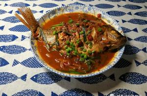 Food Craving: Hearty Main Dishes, Amazingly Easy to Make, and Irresistibly Delicious!
