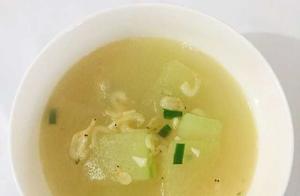 Make a Refreshing and Delicious Dried Shrimp Winter Melon Soup