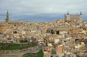 Spring Blossoms and a Trip to Spain