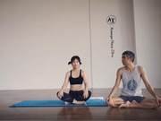 17 Poses! Ashtanga Yoga Celebrity Teacher Teaches You Yoga Beginner Pose - 'Baya Yishi Shi' (Reclining Angle Pose)