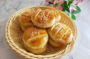 Meltingly Delicious Wife Pies - So Good You'll Spin in Circles