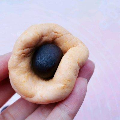 #一起加油，我要做A+健康宝贝#软糯香甜的南瓜豆沙包