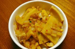 Spicy Onion Hundred-Layer Tofu Recipe with Pork Belly and Onion, No Beany Smell, Tastes Better