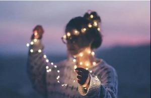 Heartfelt Sentences: It's better to meet someone who makes you happy when you see them, rather than someone who puts in effort to make you laugh.