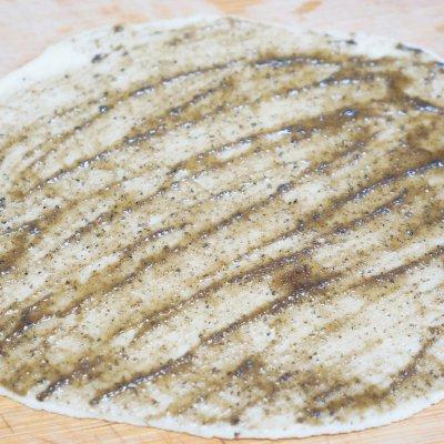 #南北面点大不同#黑芝麻酱花卷