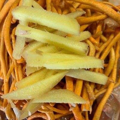 史上最好吃的鲜嫩多汁的蒸鸡(电饭锅版)做法