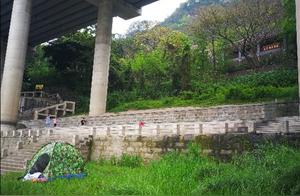 Spring in Chongqing: Liziba