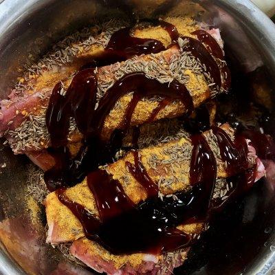 人气特色菜烤猪肋排，总有一款你所爱