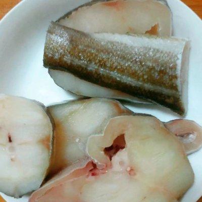 想要吃得健康，还是得吃大蒜烧鳕鱼