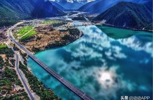 The Most Beautiful Spring Colors | Journey Through Lingzhi Peach Blossom Valley, Walking in a Place Closest to Heaven