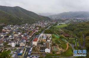 Seeing Beauty in Zhejiang