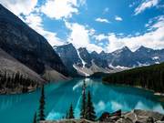 Water tested, knows cold and warmth; a person unacquainted, knows not goodness or badness.